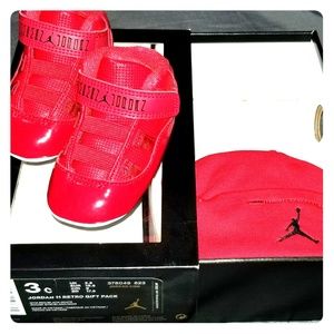 Jordan Retro 11's ( Infants )
